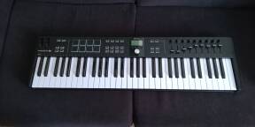 vends arturia keylab essential 61 MK3