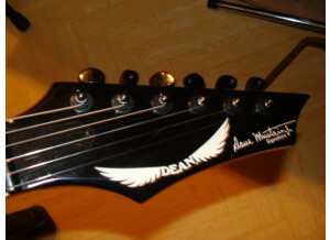 Dean Guitars Dave Mustaine VMNT &quot;Angel of Deth&quot;