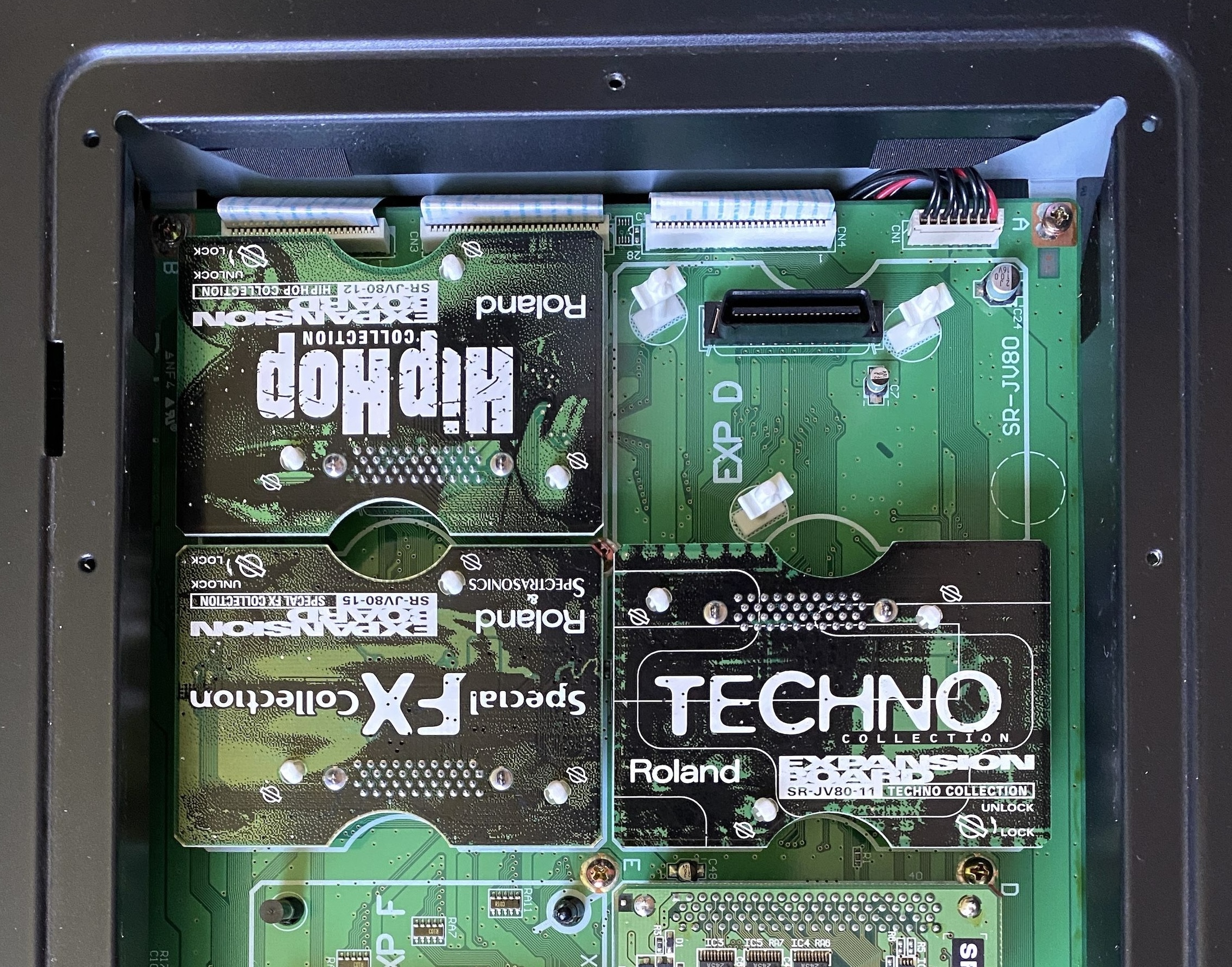 Vends Roland SR-JV80-11 Techno