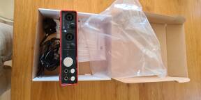 Vends Scarlette 6i6