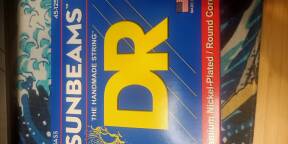 Vends cordes de basse Dr. Strings Sunbeams (45 -125)
