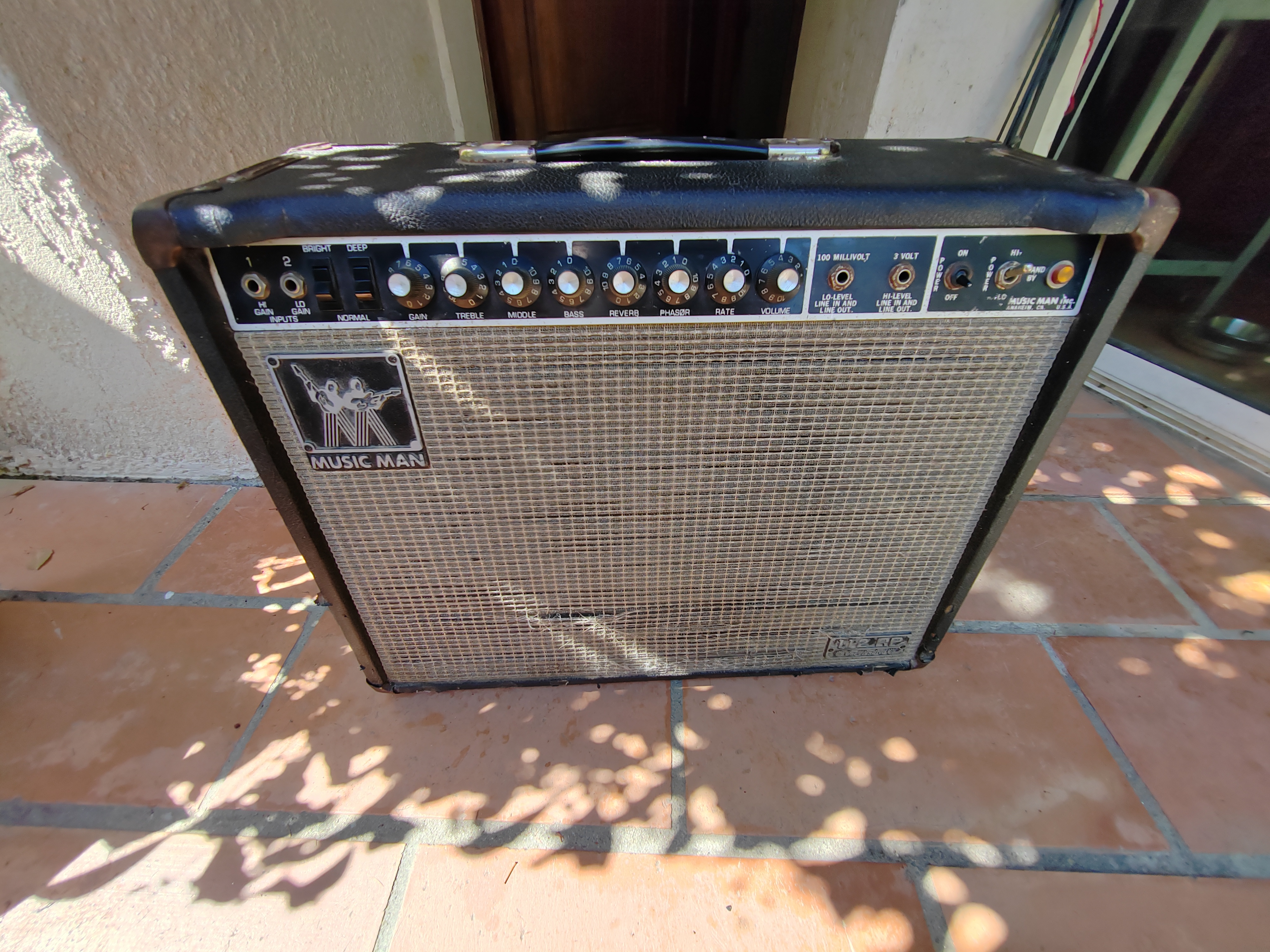 Vends ampli pour guitare avec reverb 