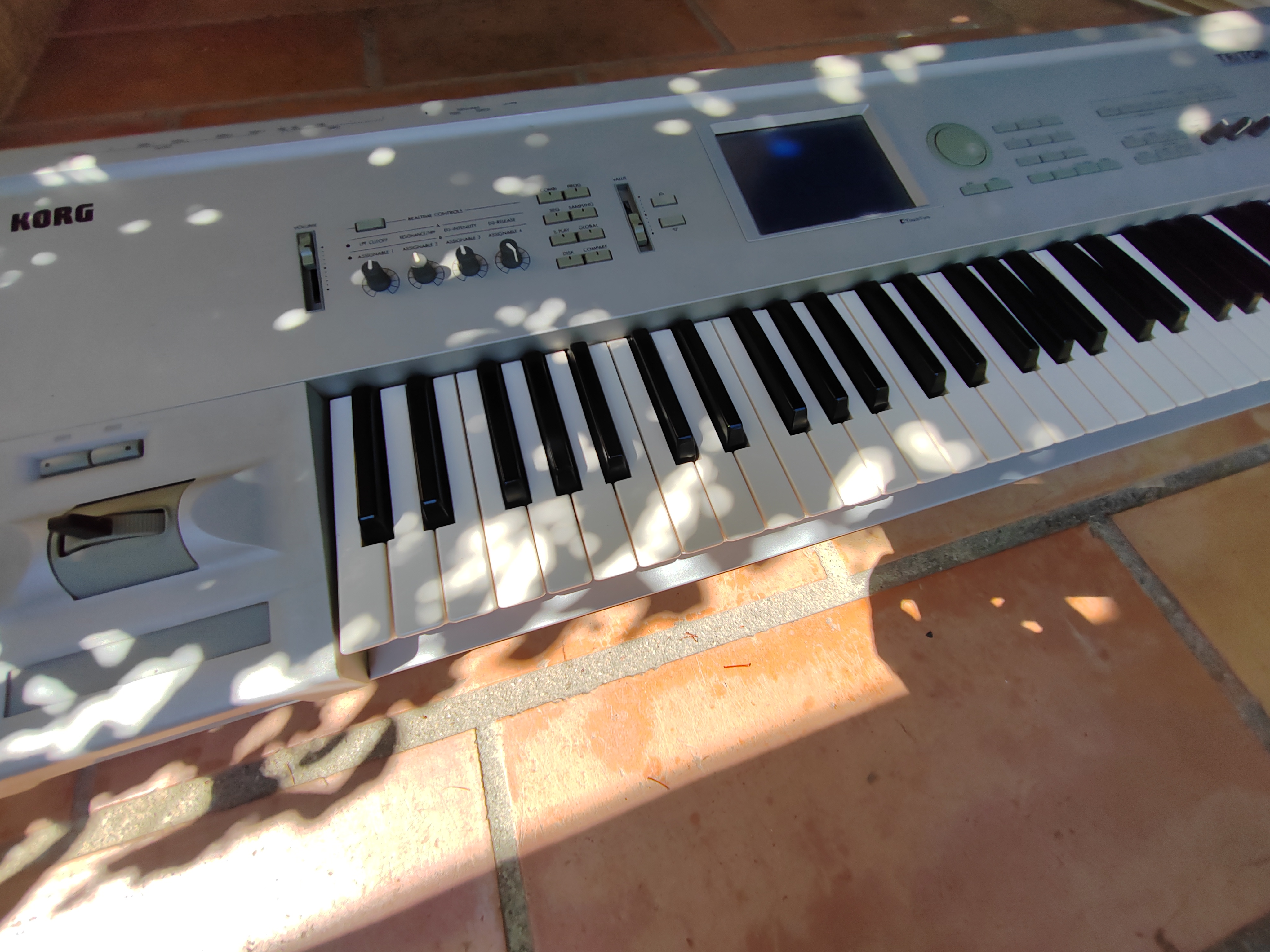 Vends synthétiseur workstation 