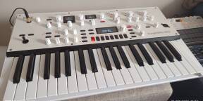 Synthétiseur kingkorg neo