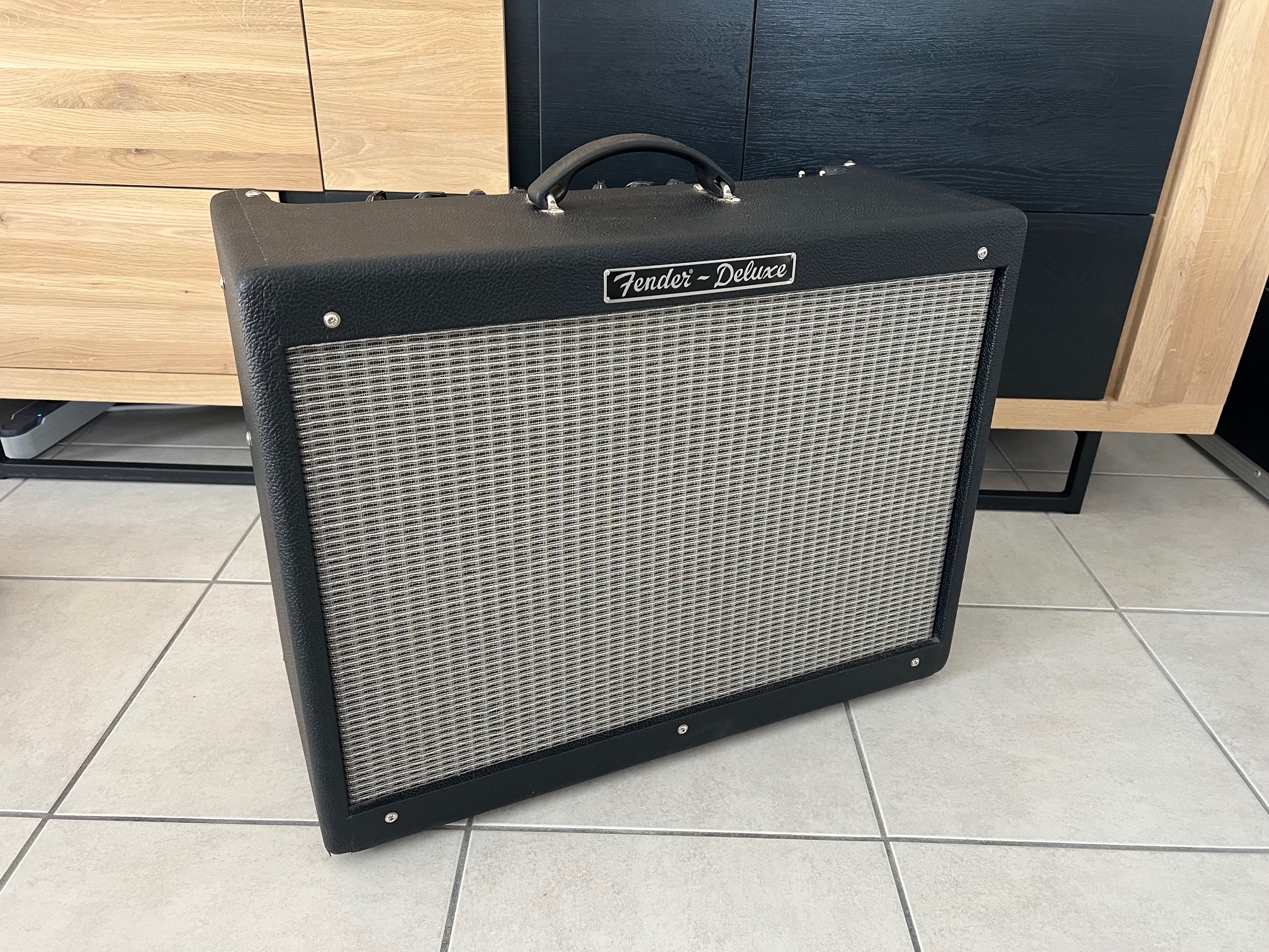 Fender Hot Rod Deluxe relampé – Excellent état