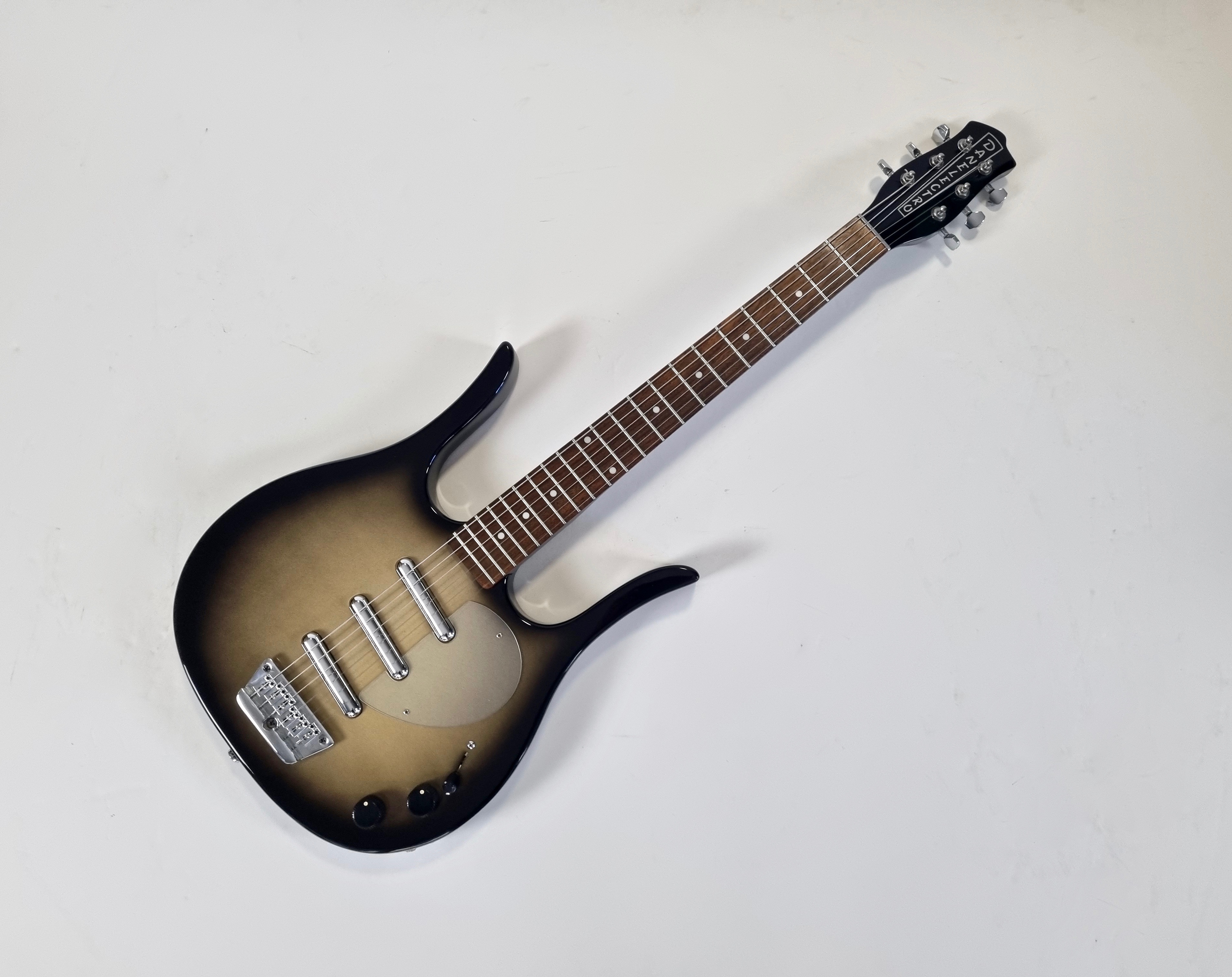 Danelectro Longhorn 3-Pickups Blackburst