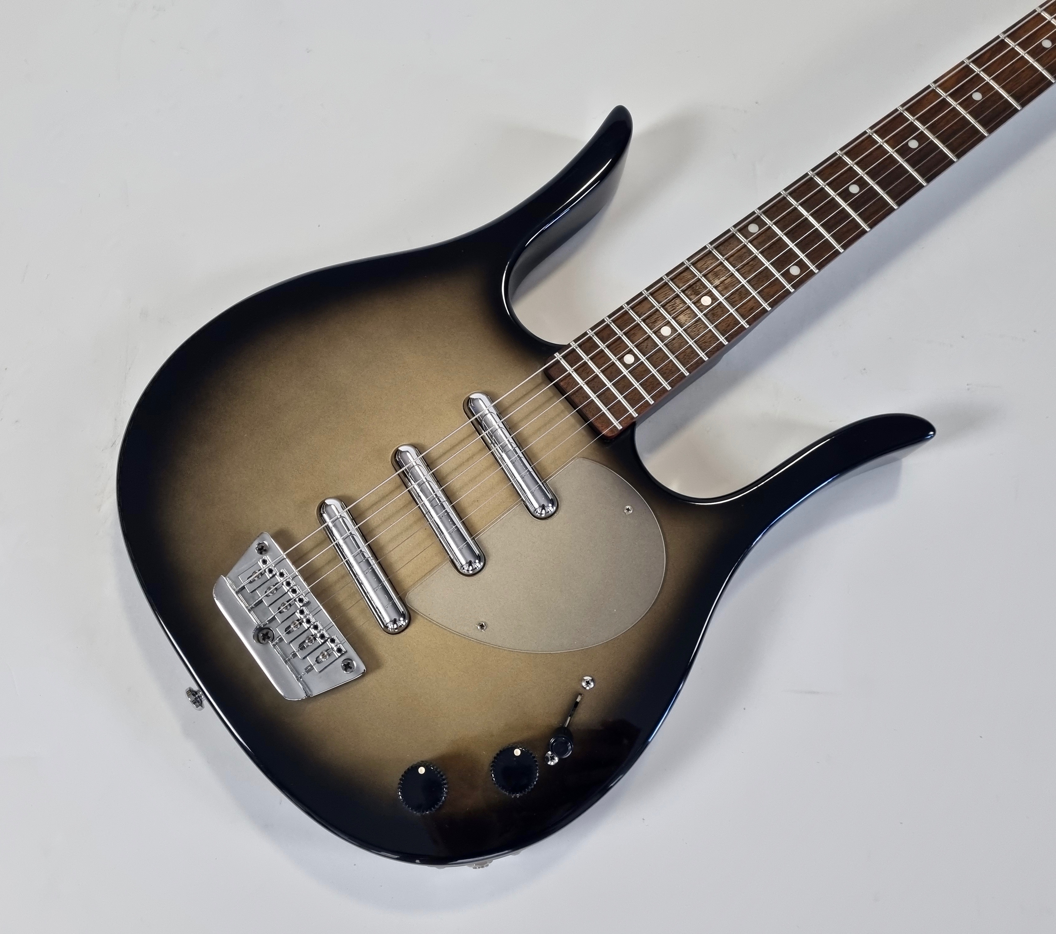 Danelectro Longhorn Guitar BB (76037)