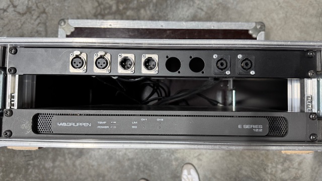 AMPLIFICATEUR LAB GRUPPEN + PATCH + FLIGHT