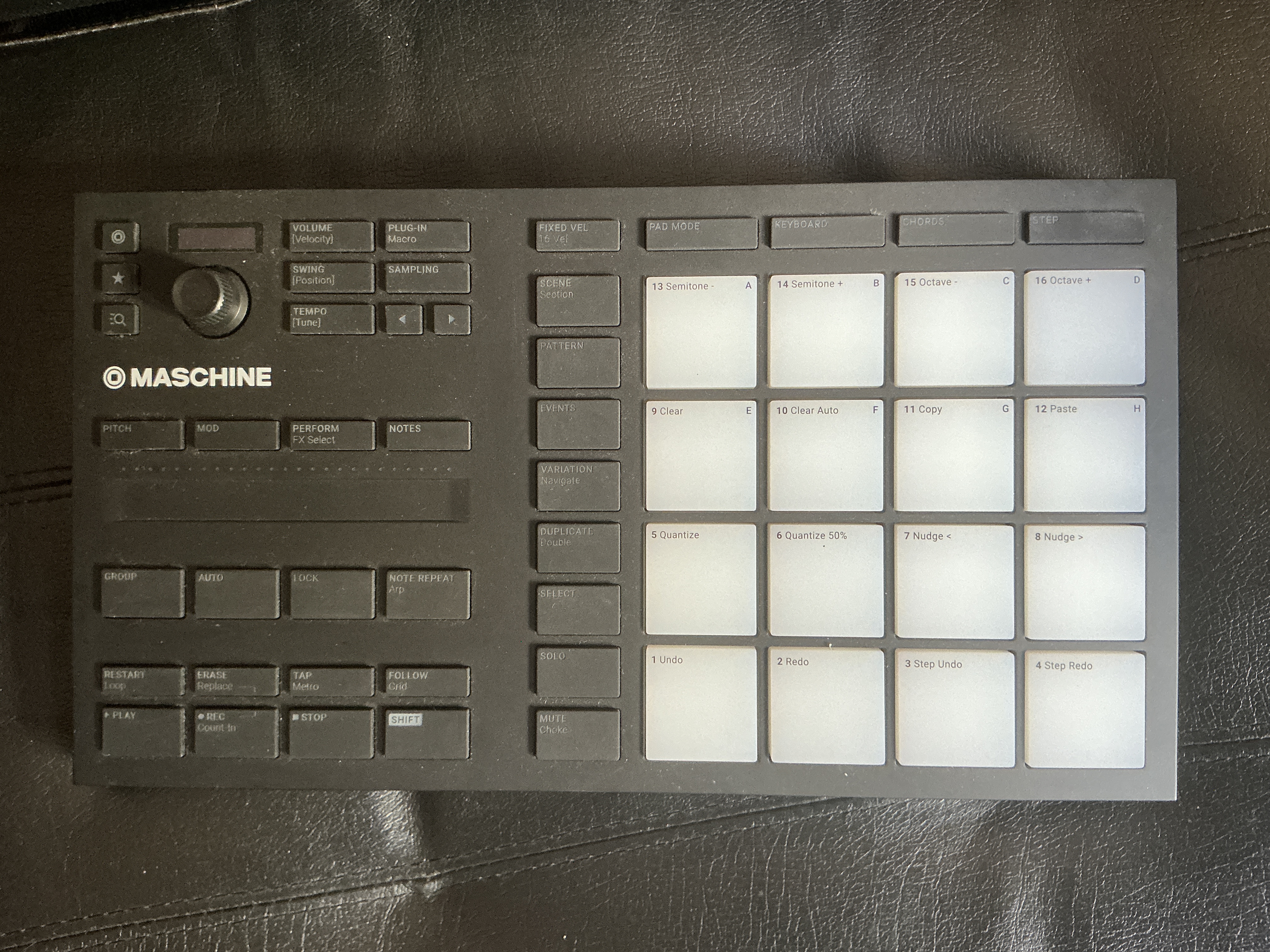 Contrôleur midi Maschine Mikro MK3 en parfait état