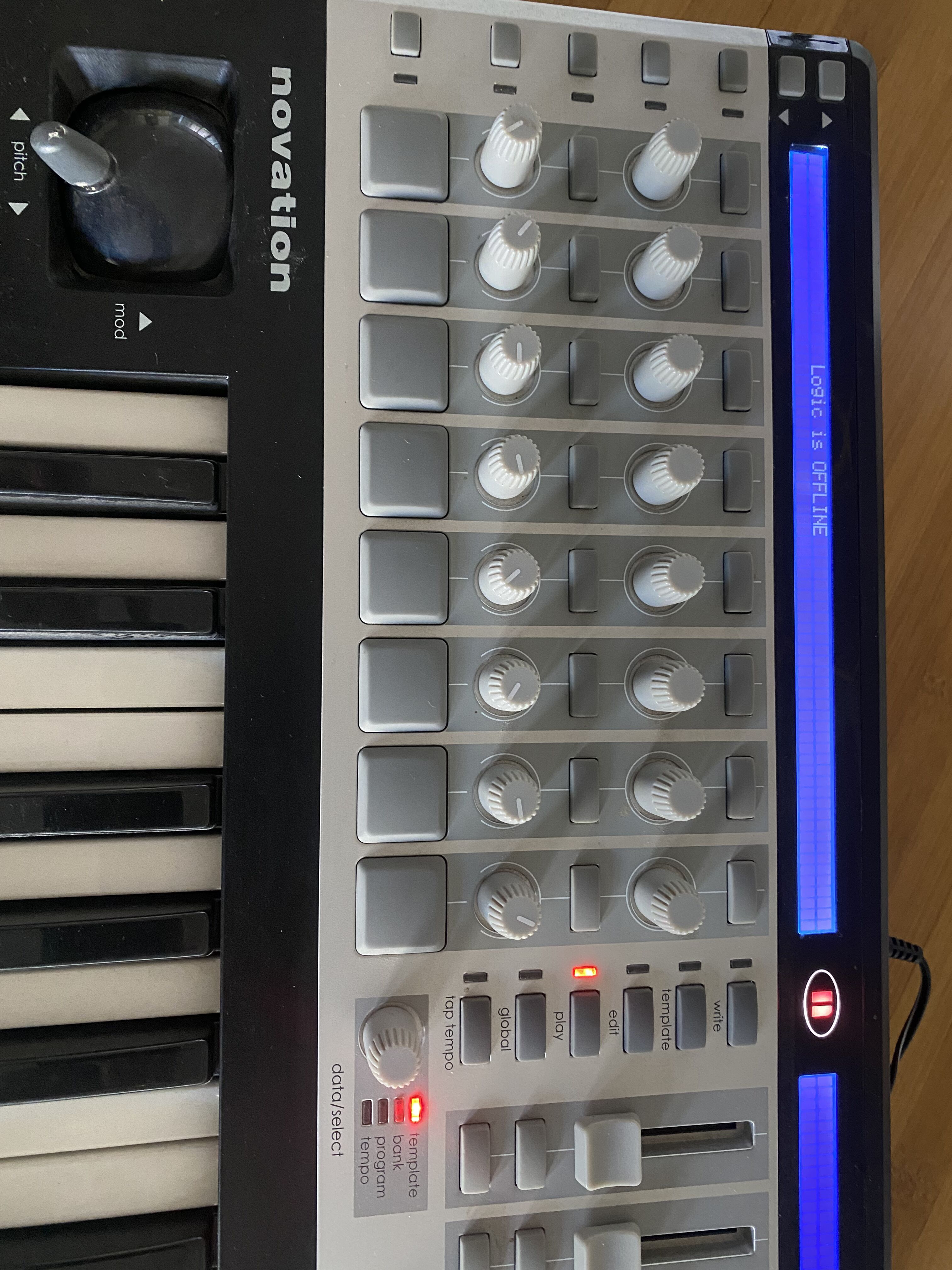 Novation Remote 25 SL MkII (4943)