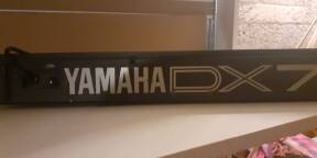 Yamaha DX7 – Synthétiseur légendaire des années 80