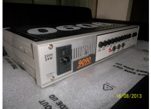 Roland TR-909 (28657)