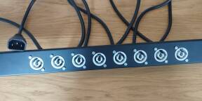 Vends plaque d'alimentation Powercon Neutrik