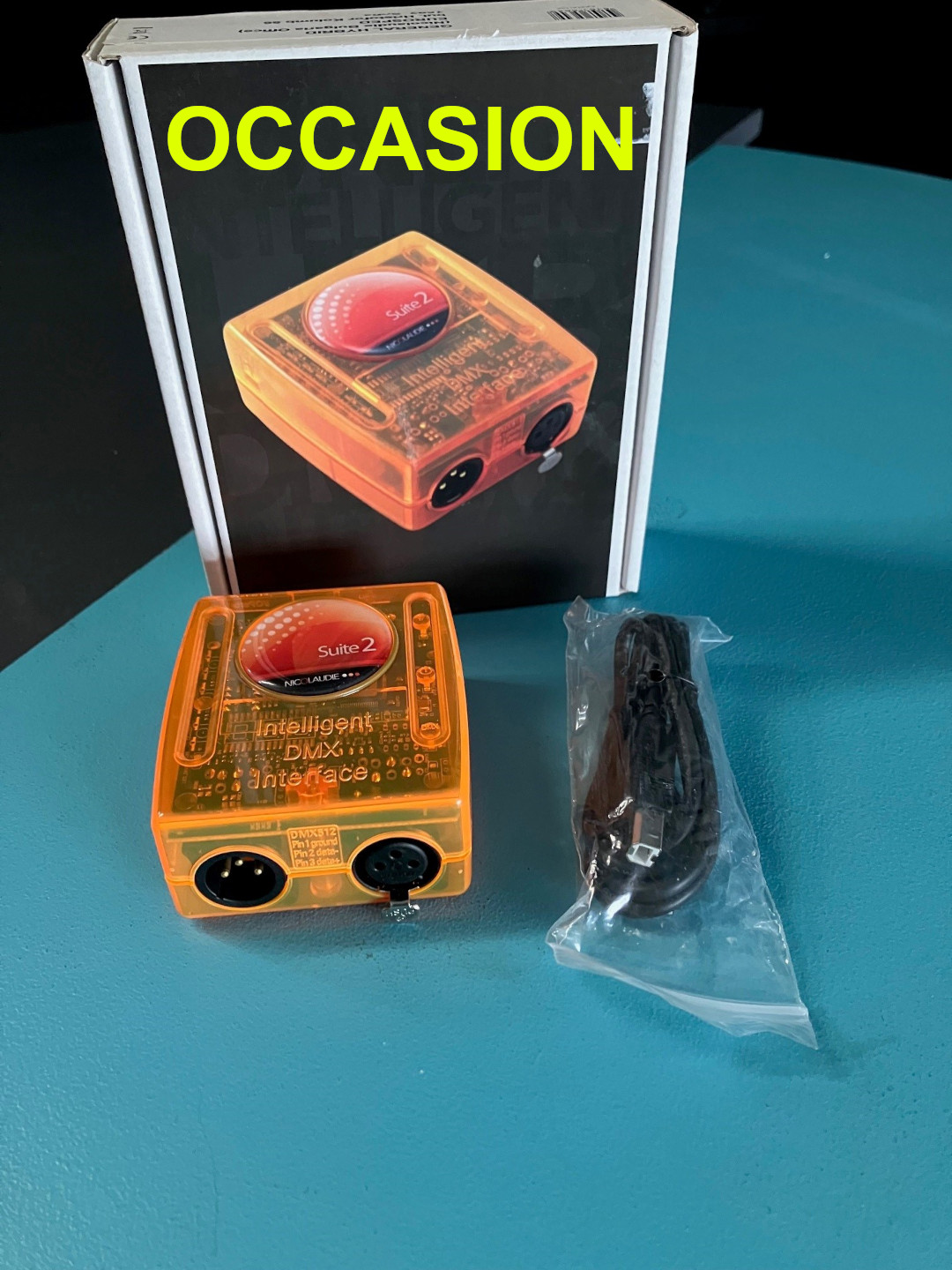 Vends d'occasion Boîtier Sunlite Suite 2 Basic Class 512 canaux DMX