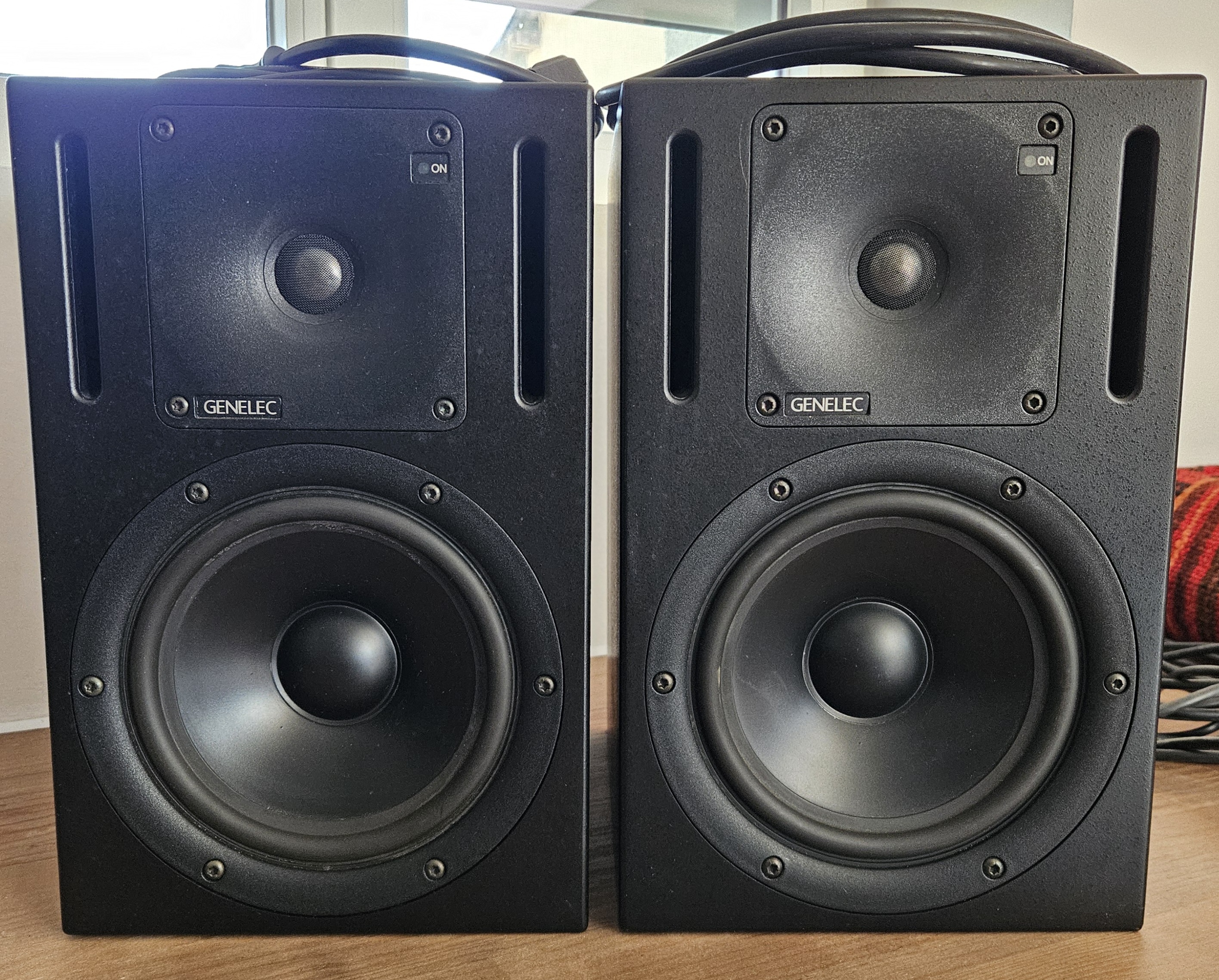 Vends genelec 1030a