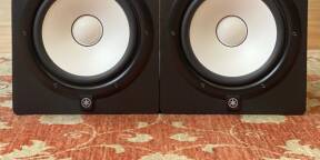 Enceinte Yamaha Hs8