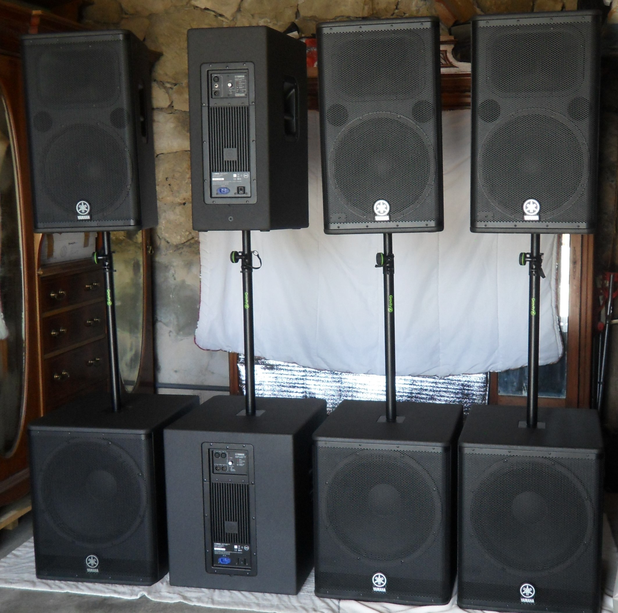 Systèmes de Sonorisation Enceintes HP YAMAHA amplifiées 