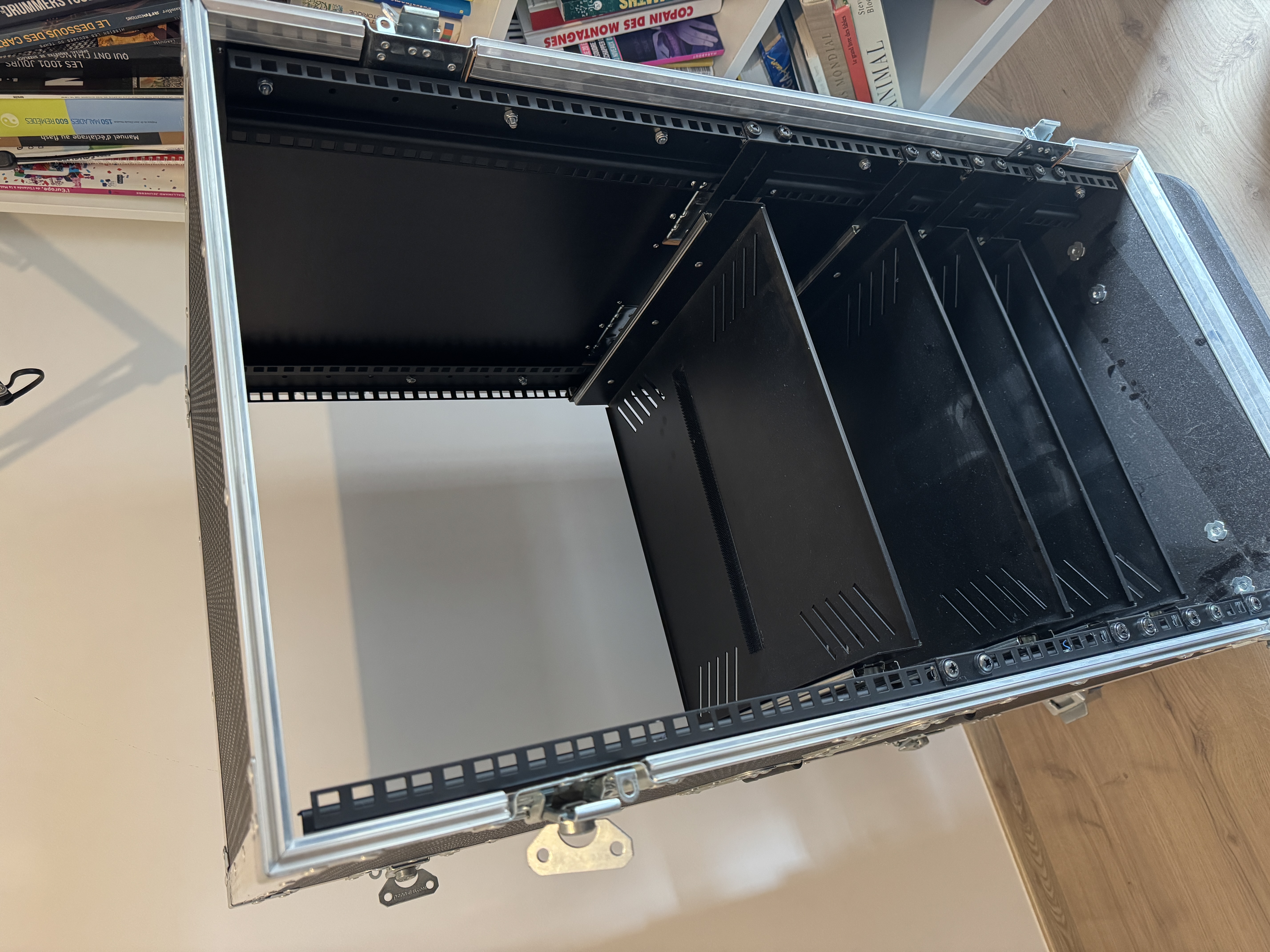 Rack Armoire 21U Porte avant et arrière + roulettes Flight Case