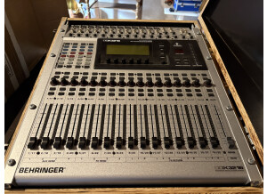 Behringer DDX3216 (13426)