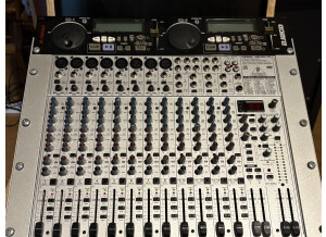 Behringer Eurorack UB2222FX-Pro (42374)