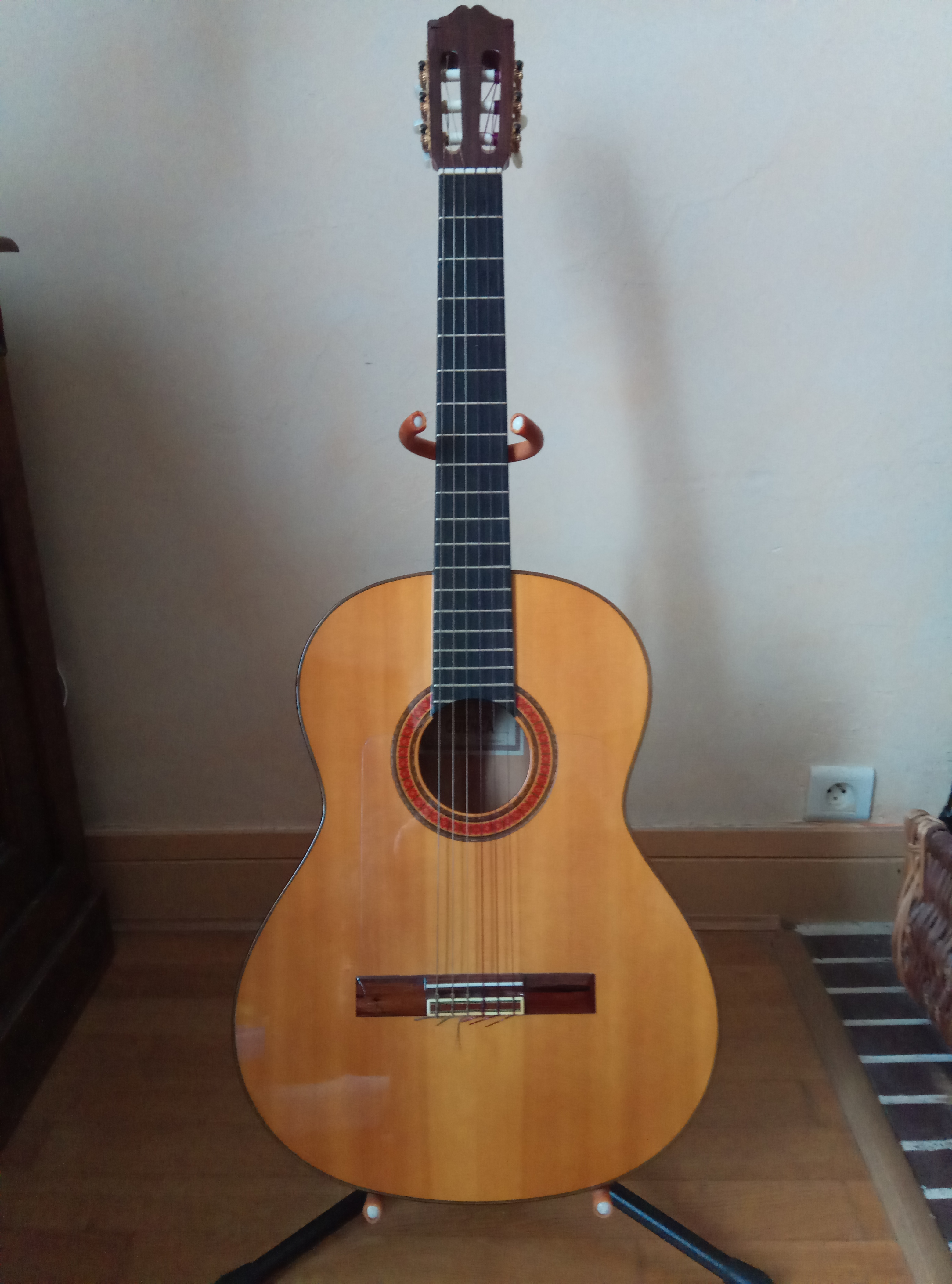 A vendre guitare flamenca CUENCA 70FC