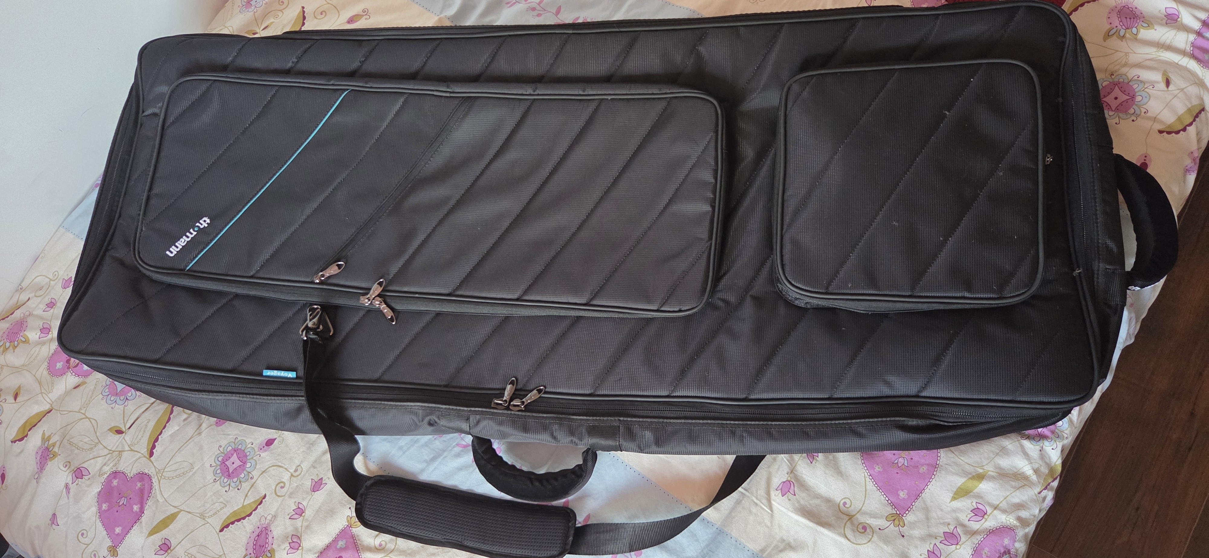 Vends Housse clavier genos 2