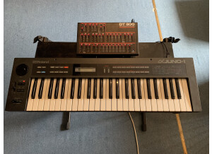 Roland JUNO-1 (76421)