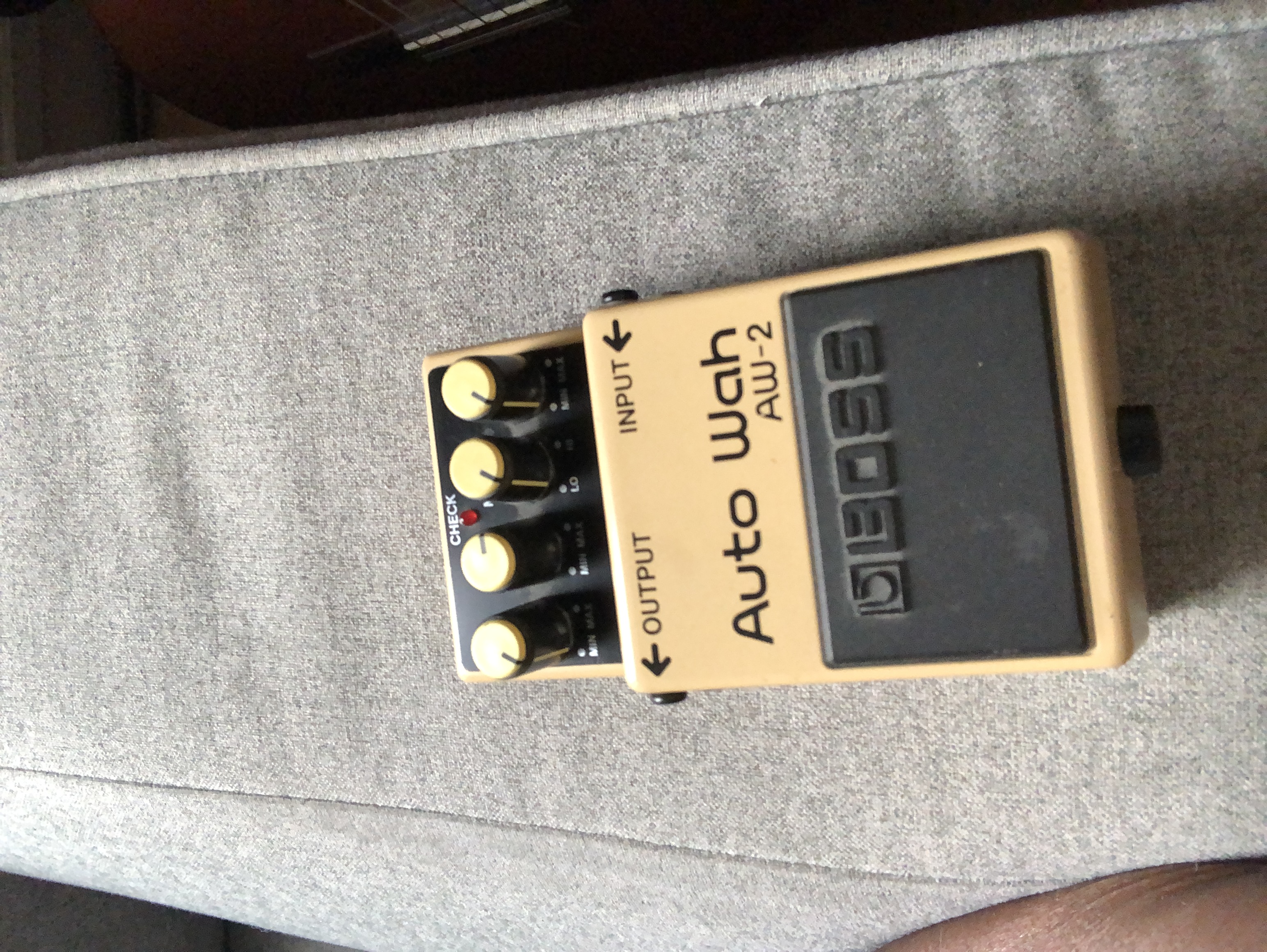 Vends Pédale BOSS AW-2 Auto Wah 