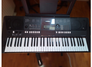 Clavier PSR423 Face