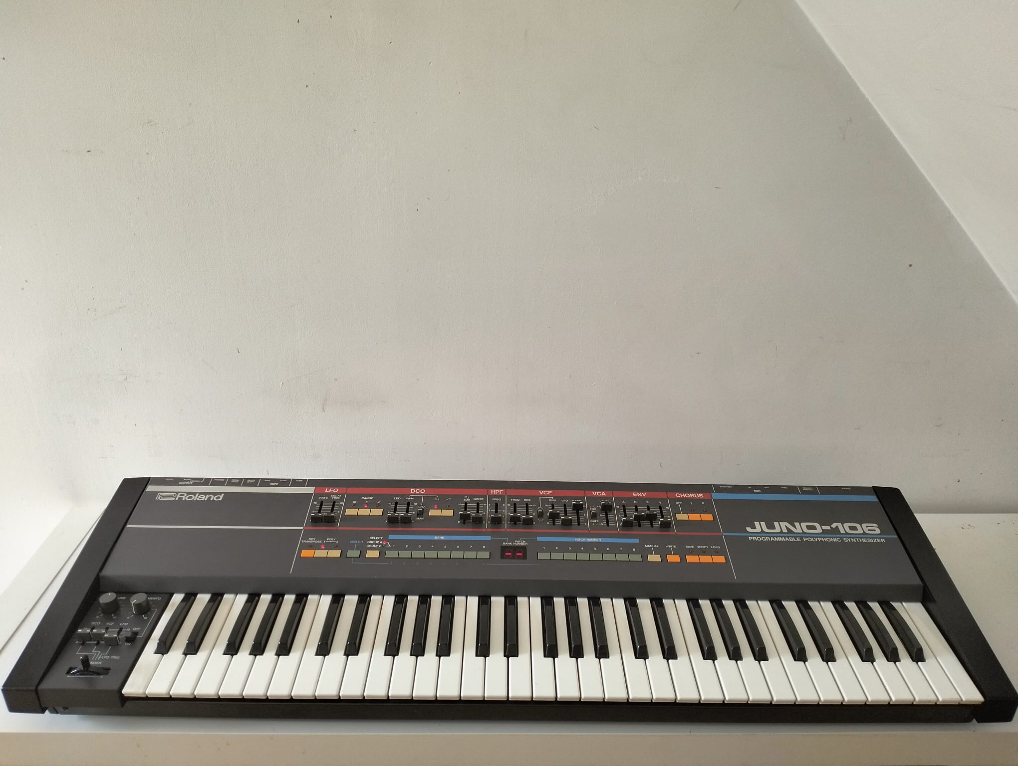 Vends Juno 106
