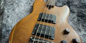 Basse WAL 4 cordes mkI de 1987 n° W2924 en très bon état.