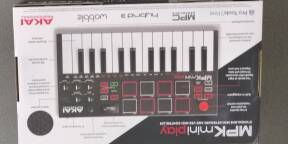 vends akai mpk mini play