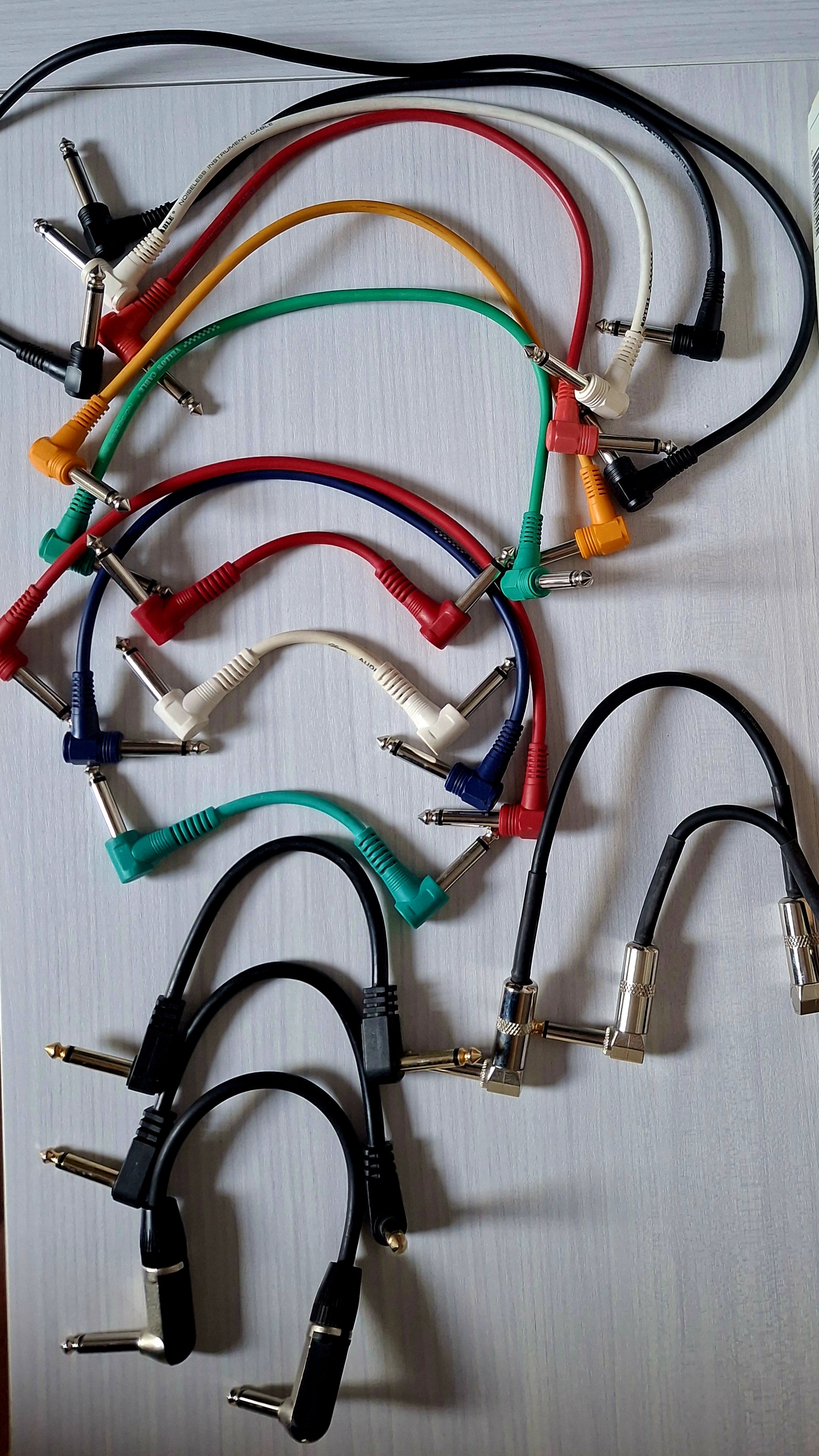 16 patchs pedales guitare ou basse⁶