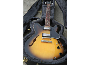 Gibson ES-335 Reissue (39810)