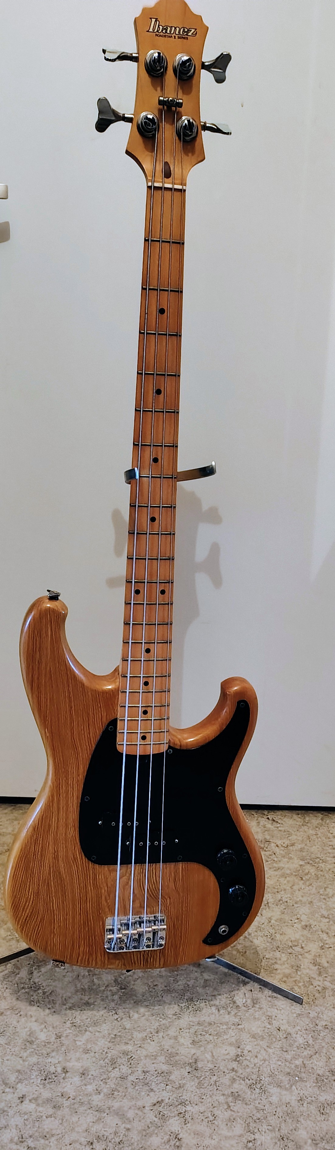 Basse Ibanez roadstar 2 très bon état 