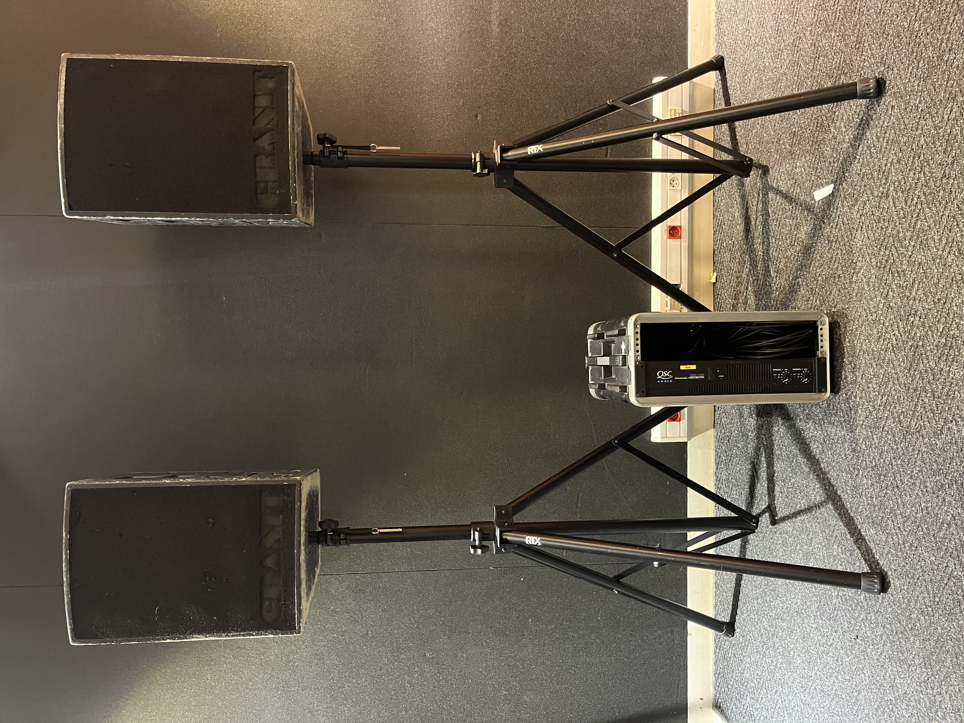 Vend Paire d'enceintes GRANIT 