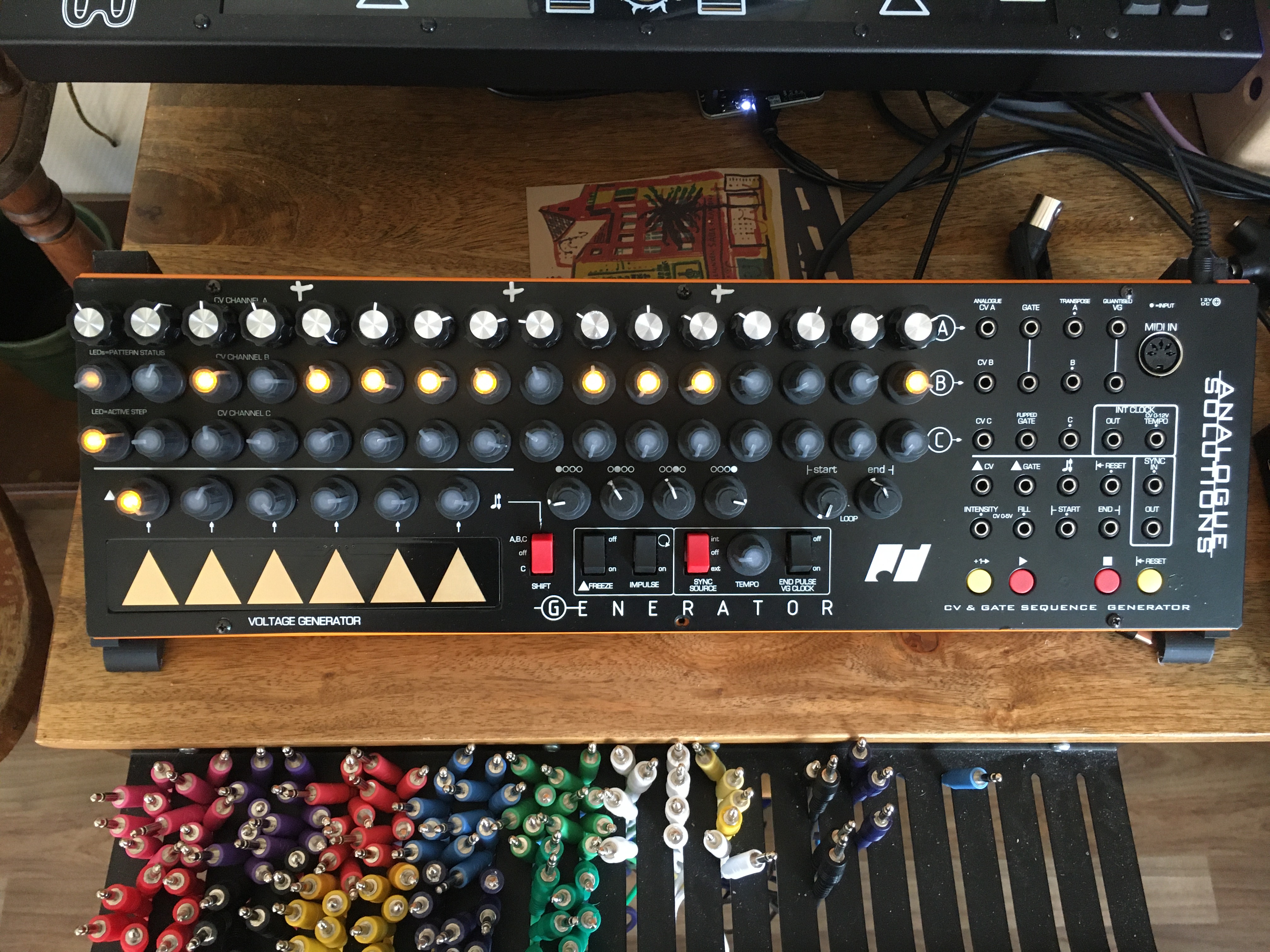 Vends GENERATOR - Analogue SOLUTIONS