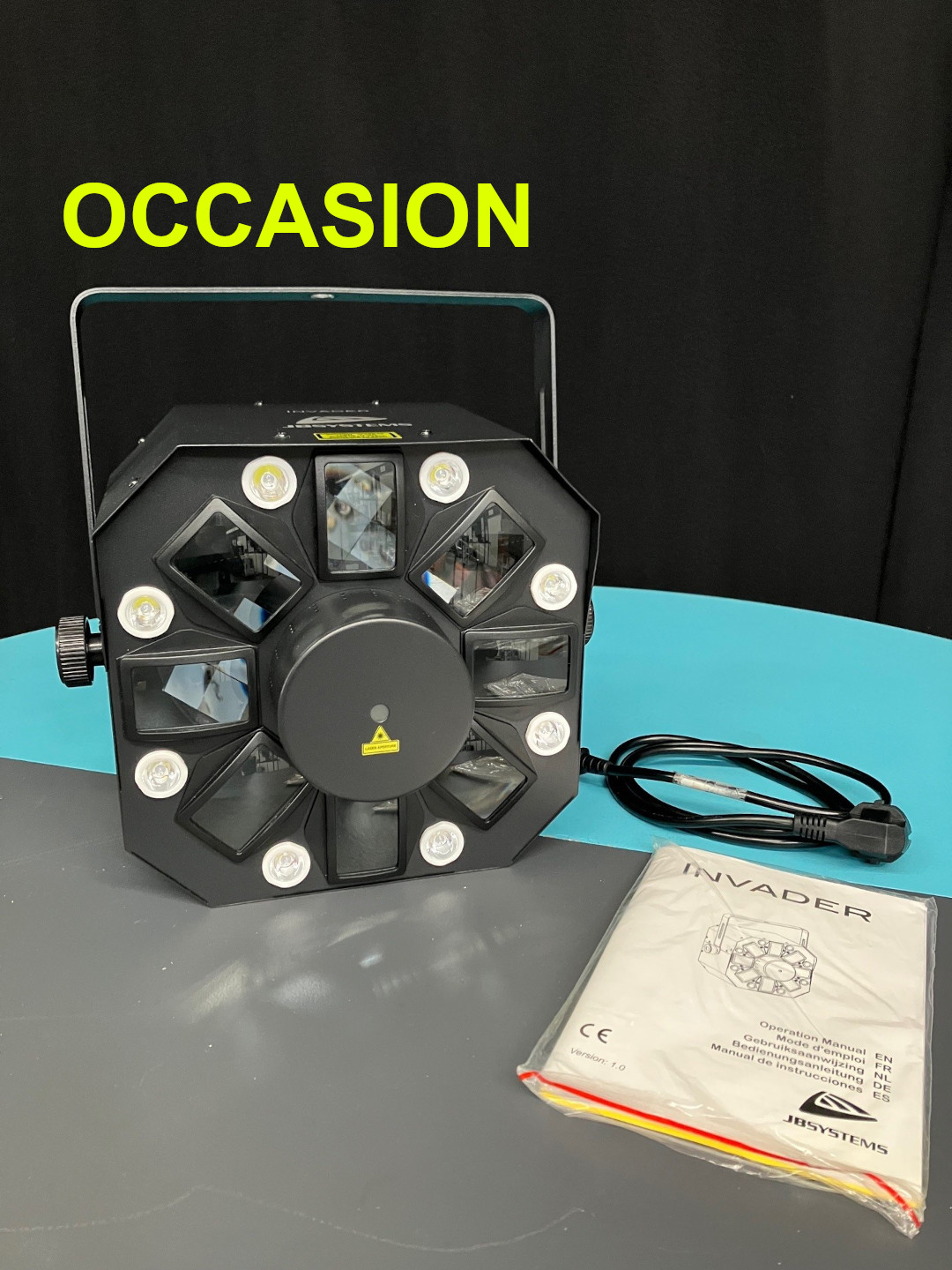 Vends d'occasion JB SYSTEMS INVADER jeu de lumière Led multi effets