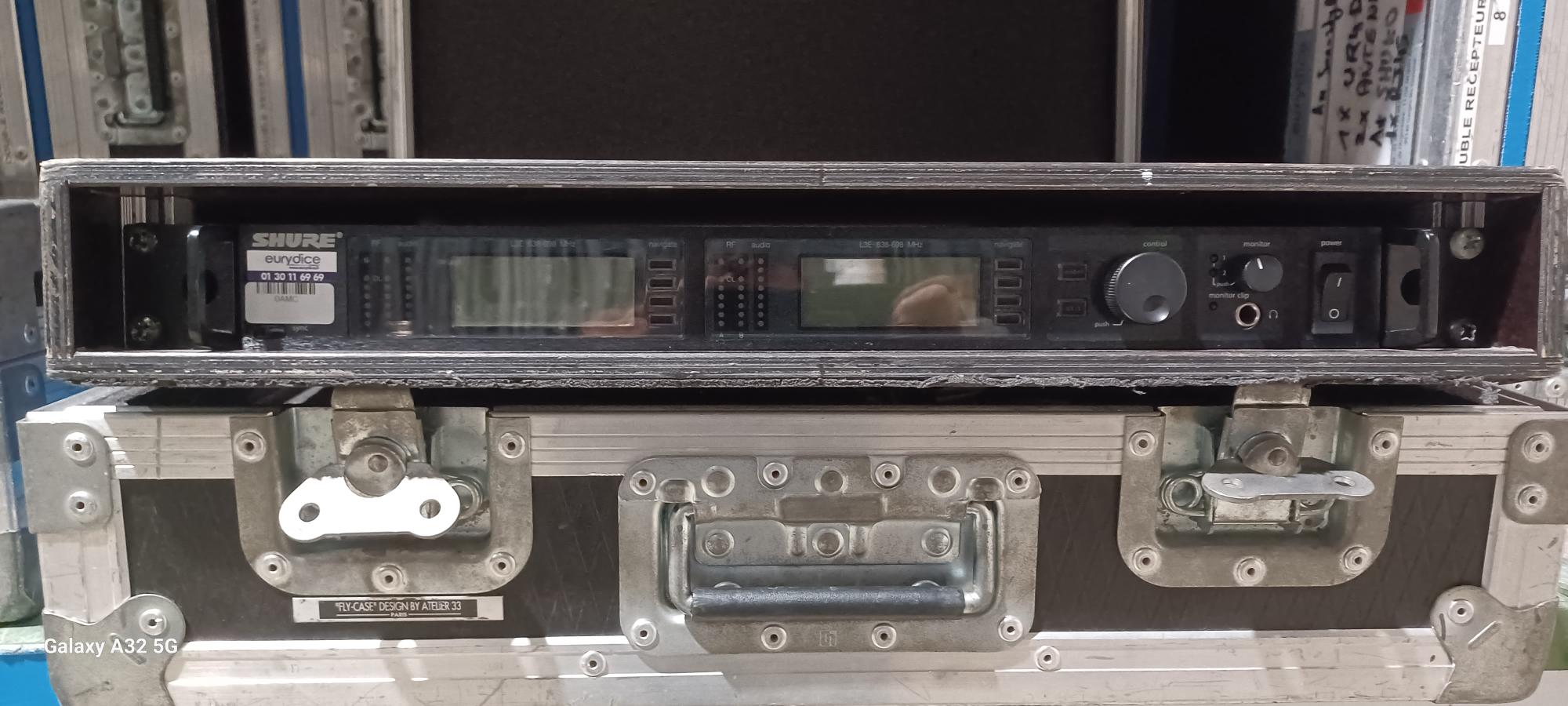 double micros HF SHURE UR4D