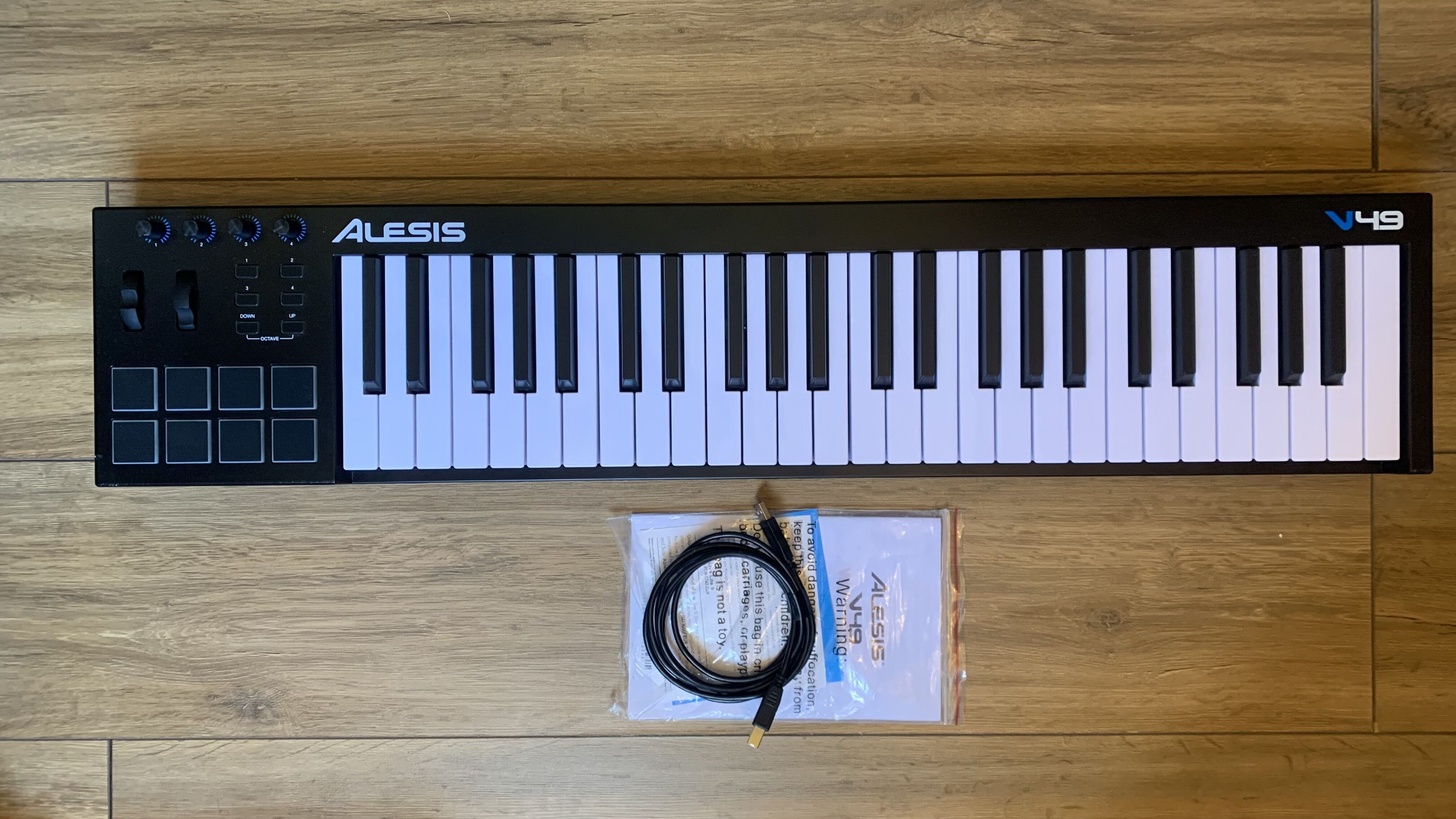 Vends clavier maitre MIDI/USB Alesis V49