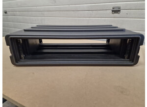 SKB Roto-Molded 2U Shallow Rack (59740)