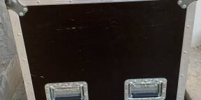 Vends flightcase roulant PELIBOX 12U