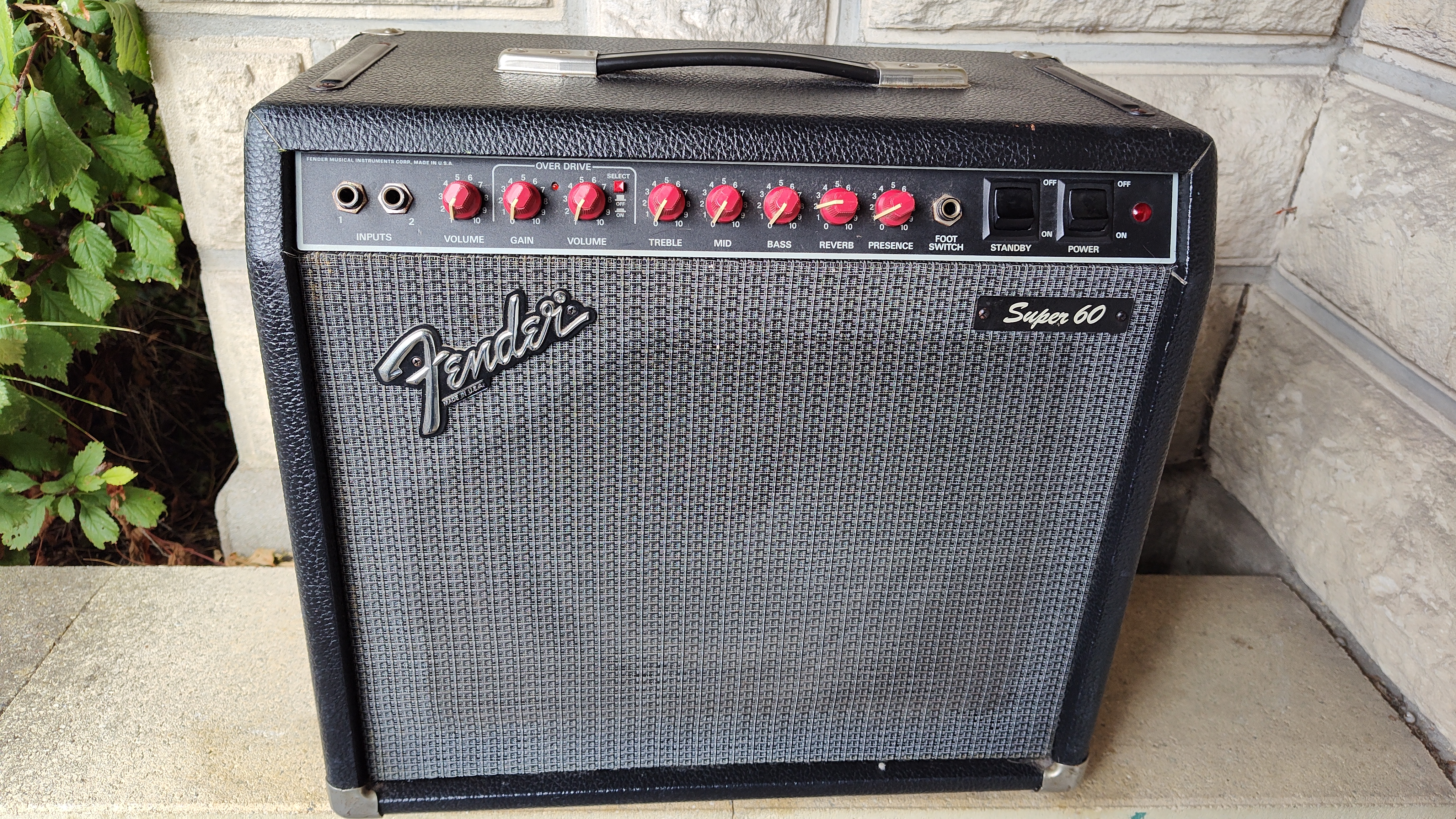 Fender super 60