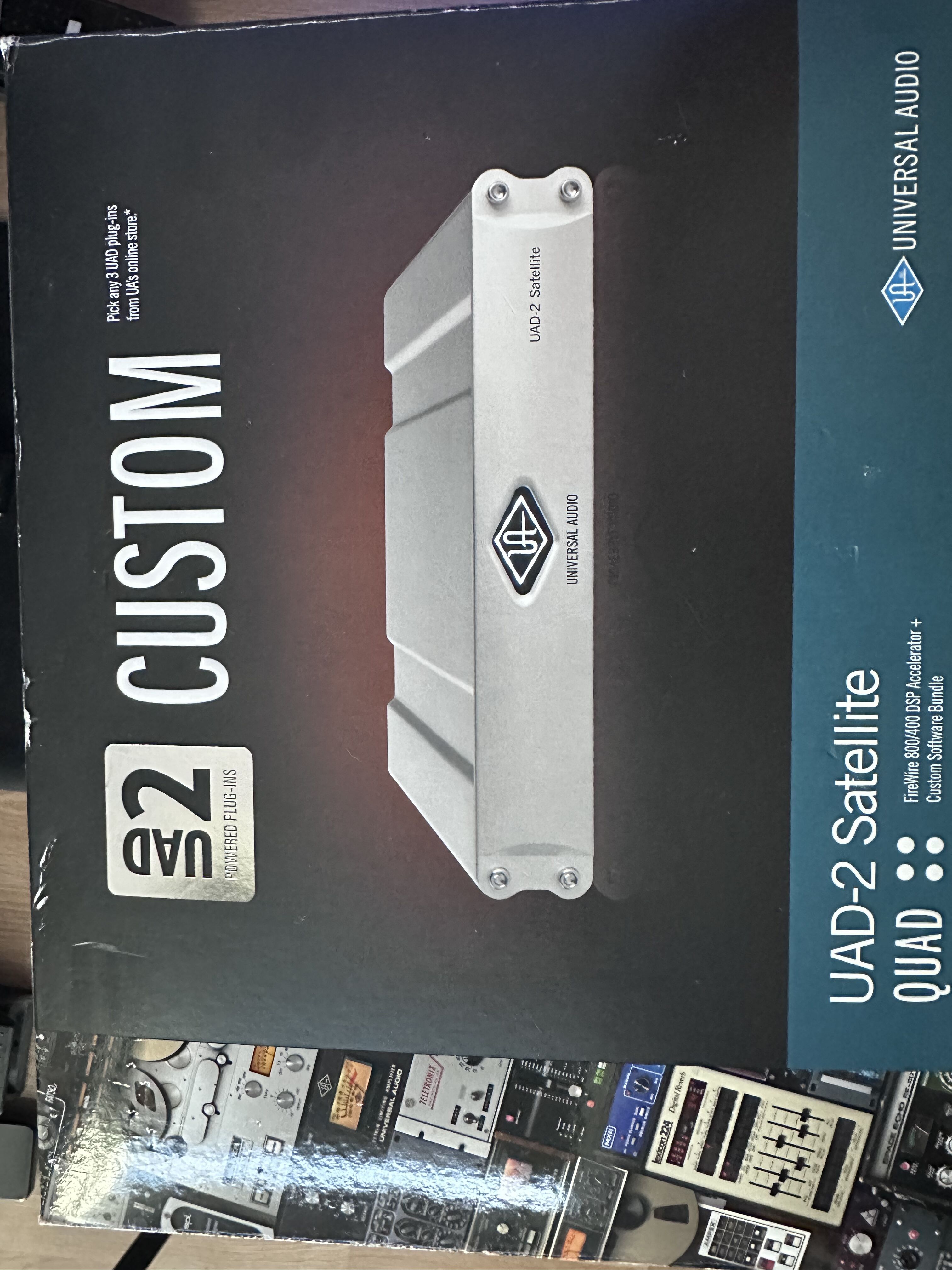 Vends UAD-2 Satelite Quad Core Firewire !