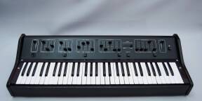 Synthetiseur TOM 1501 Russian ARP Solina String Ensemble (révisé + midifié)