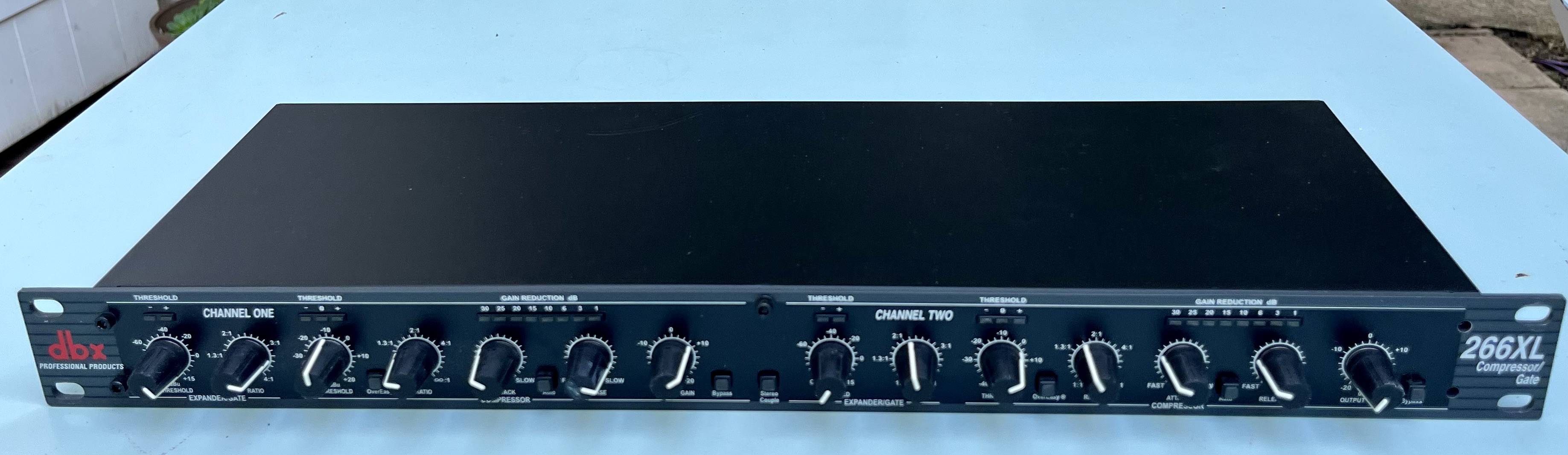 Vends Compresseur Gate DBX 266 XL