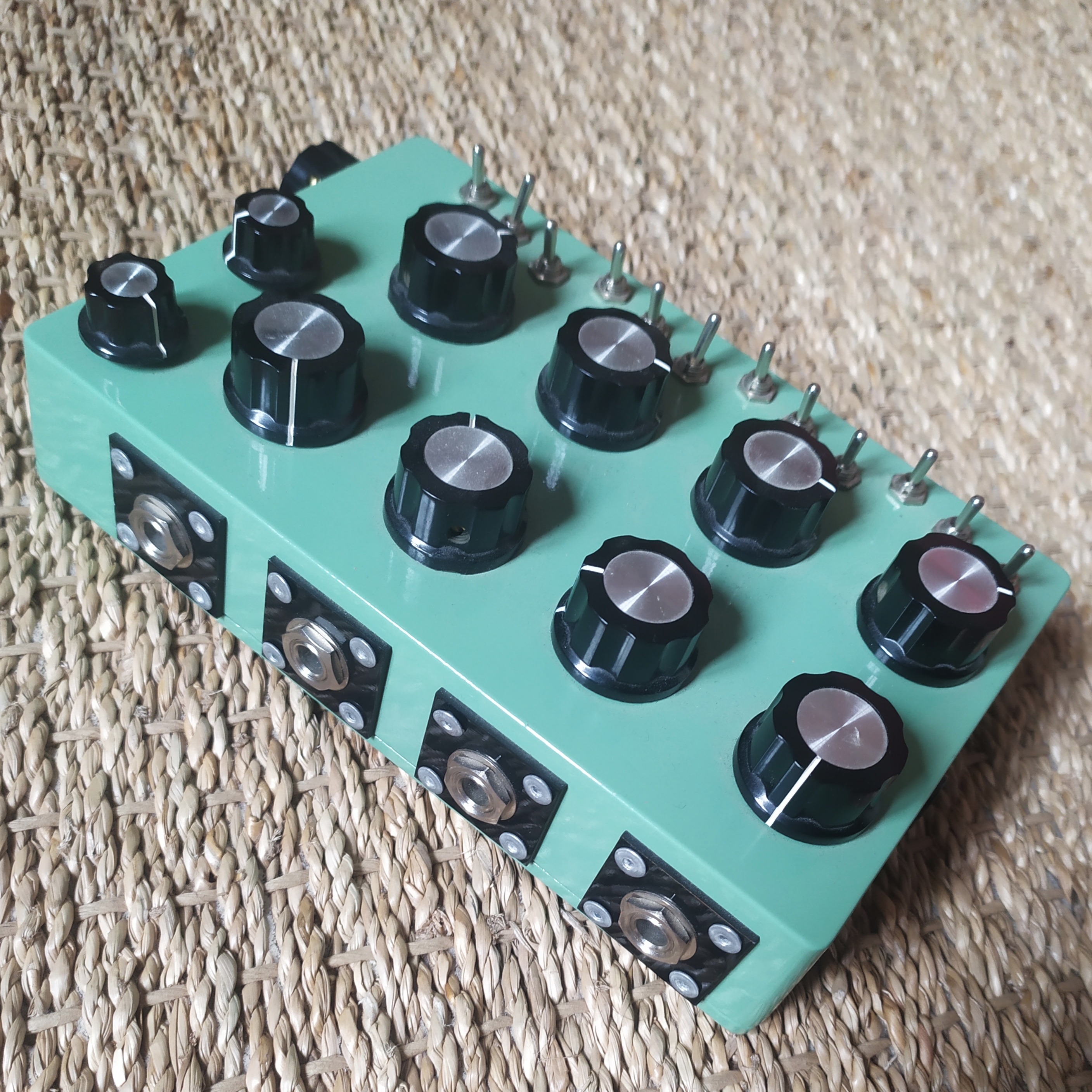 Vends synthétiseur Skychord Electronics Sleepdrone5