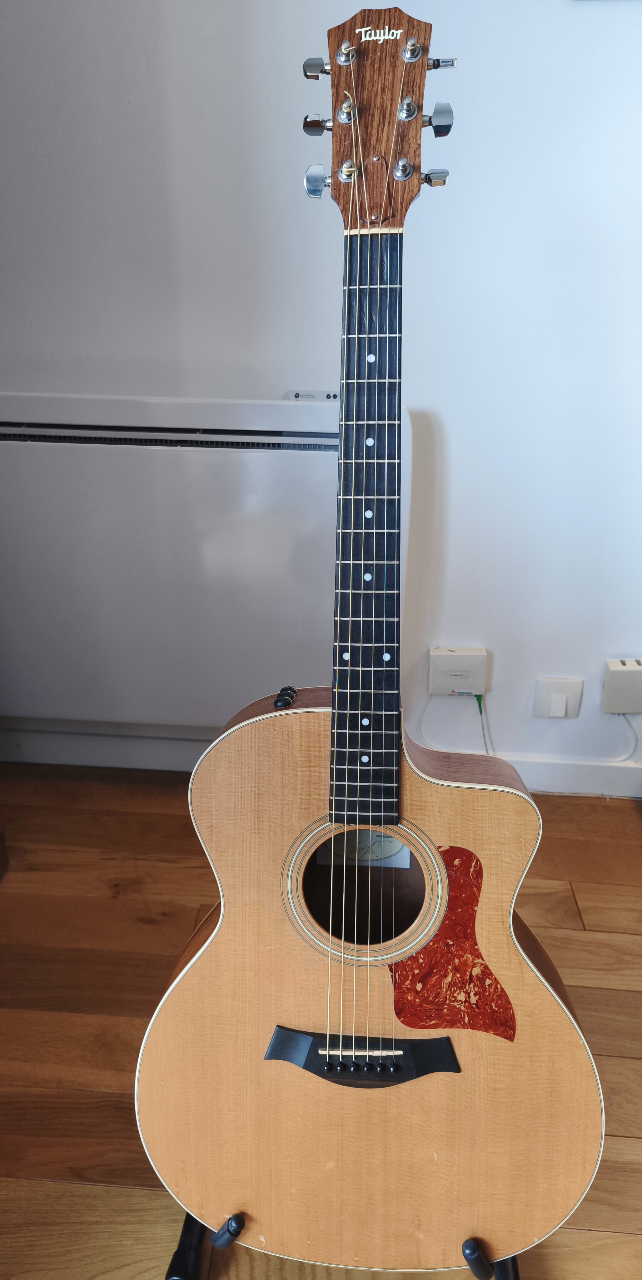Vends guitare électro acoustique Taylor 214 ce
