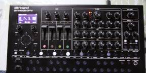 vds Roland SH-4d avec housse de protection