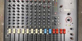 Vends table de mixage Soundcraft Spirit FX 8